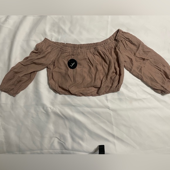 Lulus Tops - Lulu’s off the shoulder brown/tan crop top blouse size large